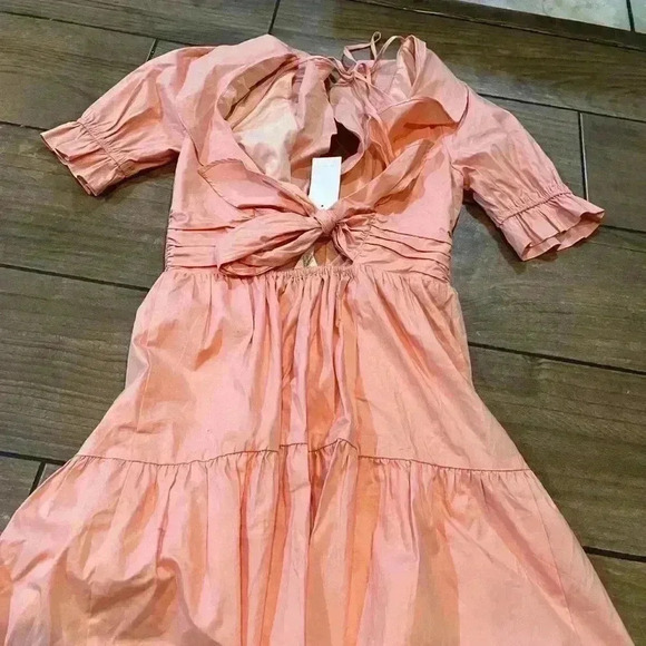 NWT WAYF Ruffle Neck Tiered Mini Dress SMALL - Picture 4 of 8